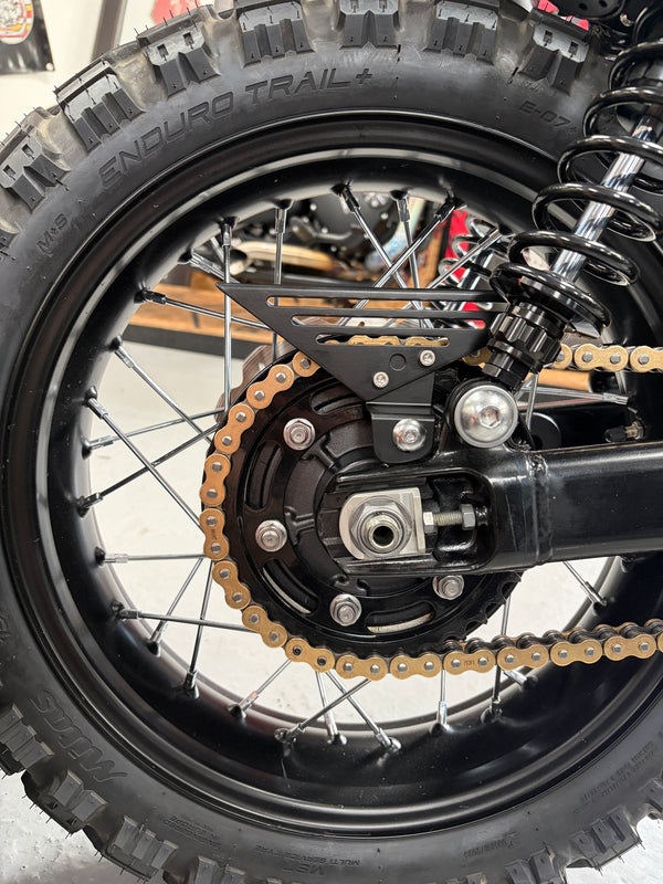 Poulson - Triumph Bobber / T120 Chain Guard