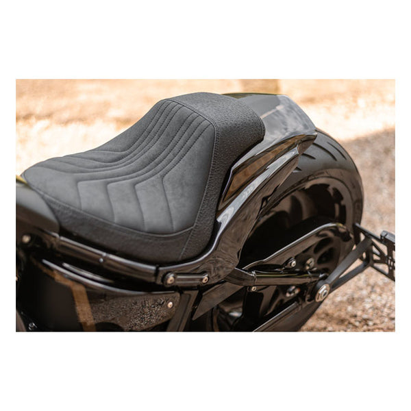 KILLER CUSTOM, SEAT FOR 'AVENGER' FENDER KIT. BASIC