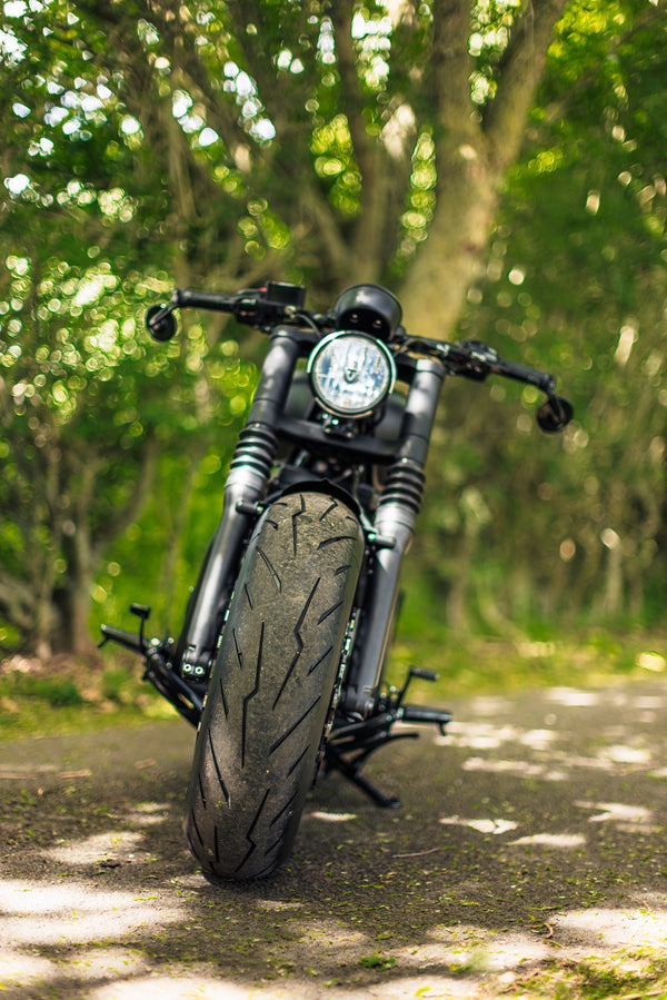 Triumph Bobber - WIDE WHEEL - MATT BLACK