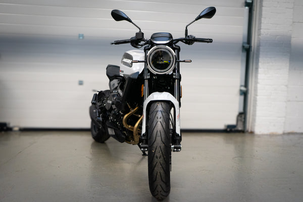 MOTO MORINI SEIEMMEZZO STR