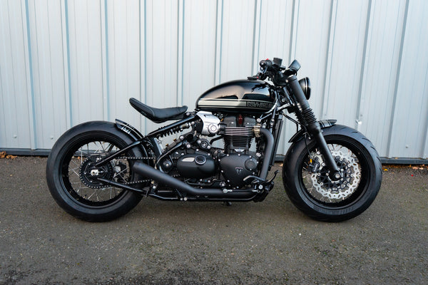 Triumph Bobber - WIDE WHEEL - Mustang Silver