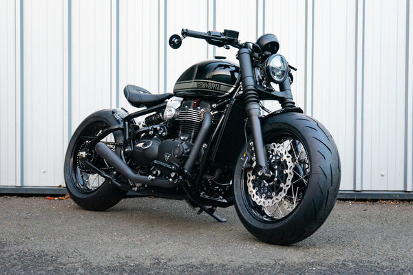 Triumph Bobber - WIDE WHEEL - Mustang Silver