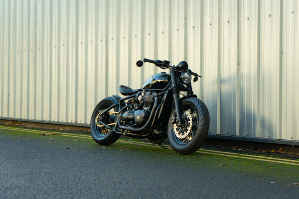 Triumph Bobber - Dark Night Series - The JOKER