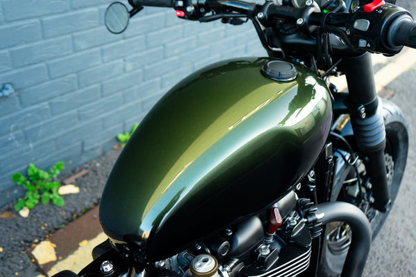 Triumph Bobber - Dark Night Series - The JOKER