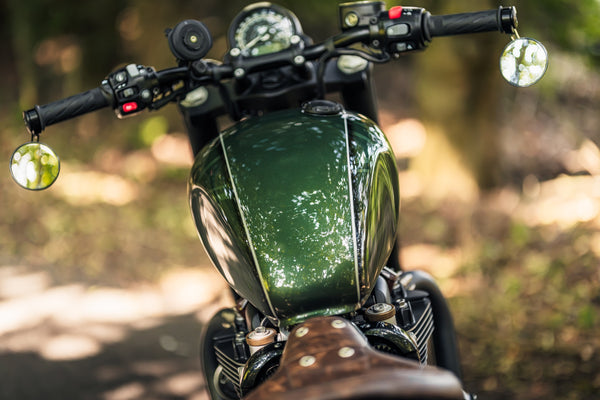 'The Knight Bobber' Full wide wheel custom