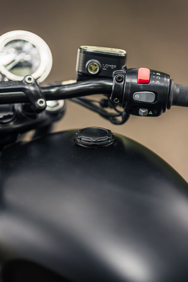 Triumph - T120 Dark Night MATT Black