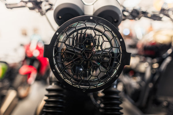 POULSON Scrambler headlight grill - With optional yellow lens