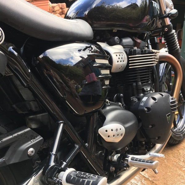 Motone Ribbed Side Panels Street Twin