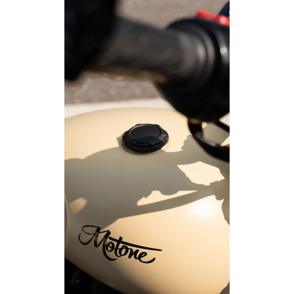 Motone TELSTAR Low Profile Gas Cap - BLACK