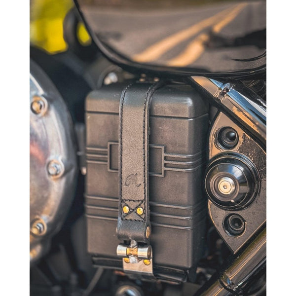 Motone Beltane - Bobber Battery Strap Black Leather & Brass