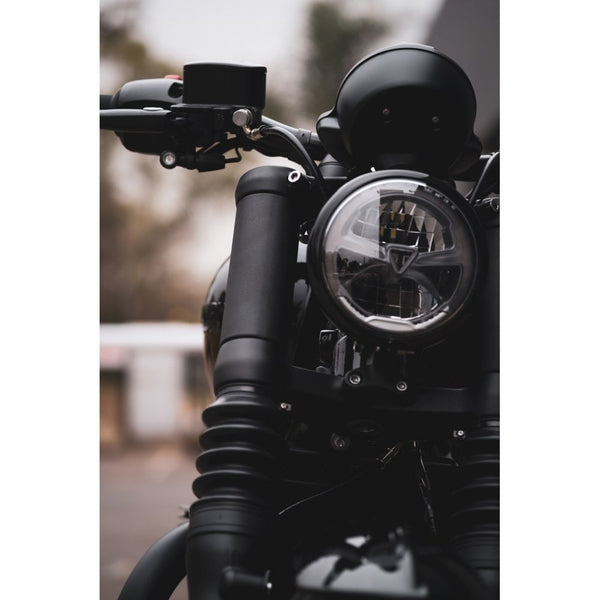 Motone The SPATZ+KLINGON - Fork Shroud/Indicator Brackets Triumph Bobb
