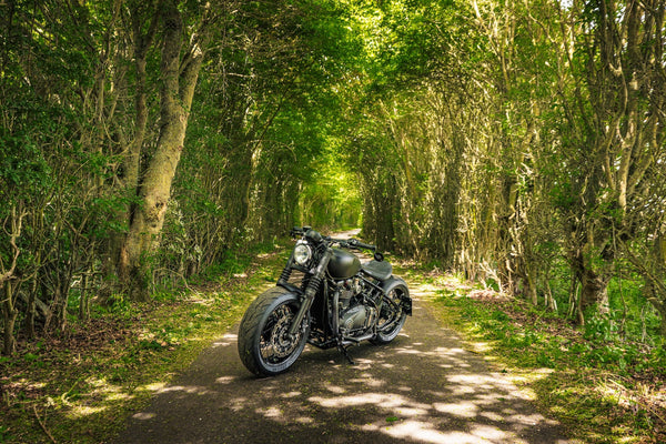 Triumph Bobber - WIDE WHEEL - MATT BLACK