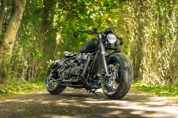Triumph Bobber - WIDE WHEEL - MATT BLACK