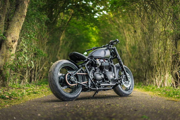 Triumph Bobber - WIDE WHEEL - MATT BLACK