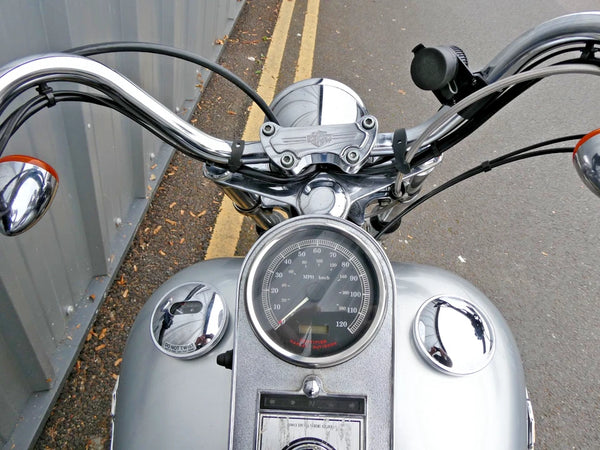Harley Davidson 88ci Twin Cam Dyna Wide Glide "100 Year Anniversary" edition