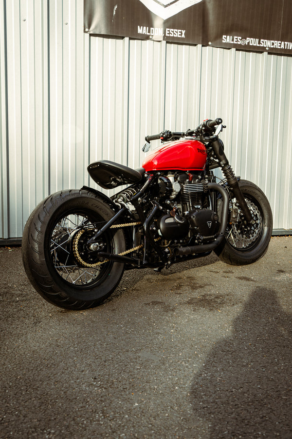 Triumph Bobber - Lamborghini BIA ROSSO