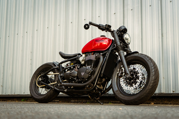 Triumph Bobber - Lamborghini BIA ROSSO