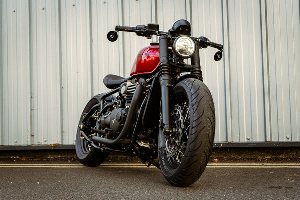 Triumph Bobber - Lamborghini BIA ROSSO