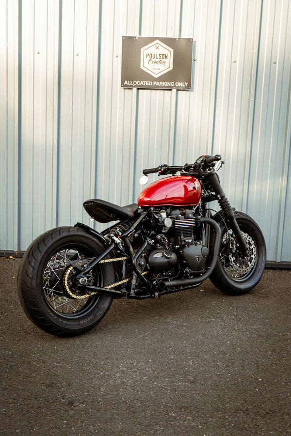 Triumph Bobber - Lamborghini BIA ROSSO