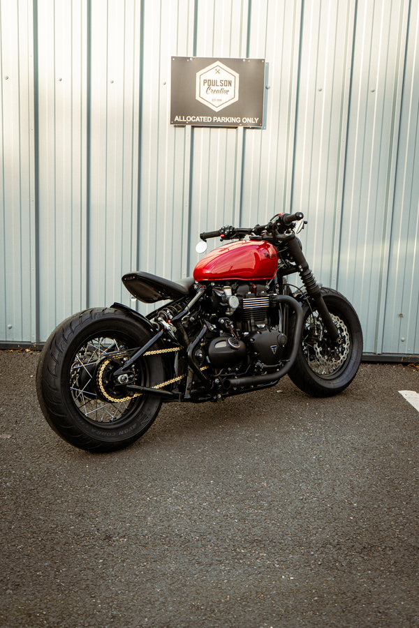 Triumph Bobber - Lamborghini BIA ROSSO