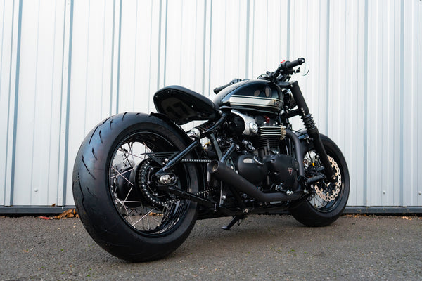 Triumph Bobber - WIDE WHEEL -  Mustang Silver