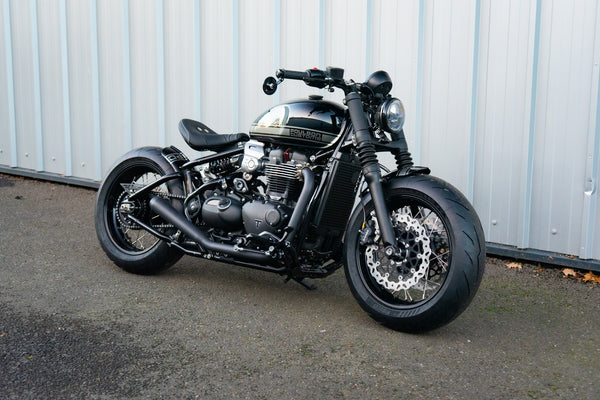 Triumph Bobber - WIDE WHEEL -  Mustang Silver
