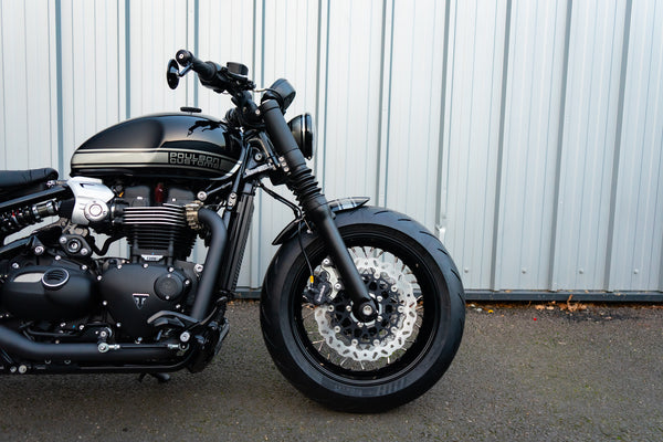 Triumph Bobber - WIDE WHEEL -  Mustang Silver