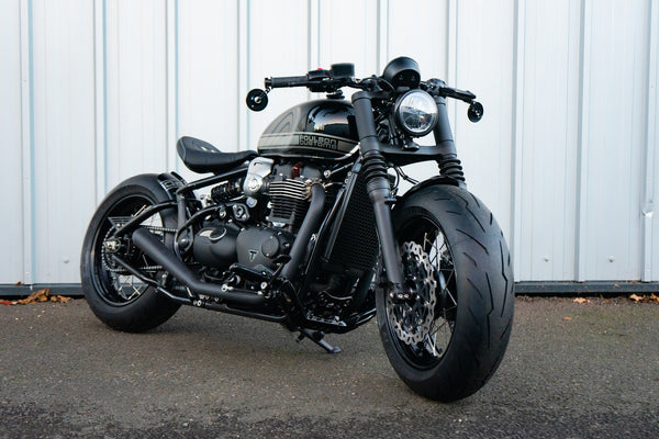 Triumph Bobber - WIDE WHEEL -  Mustang Silver