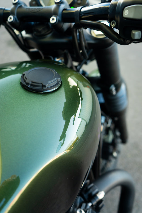 Triumph Bobber - Dark Night Series -  The JOKER