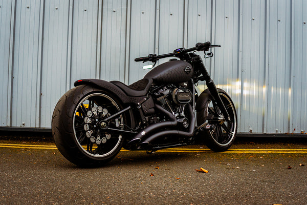 Black Mamba - Harley-Davidson Breakout