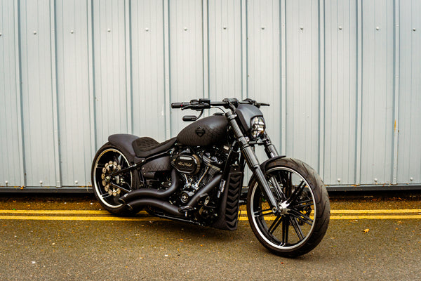 Black Mamba - Harley-Davidson Breakout