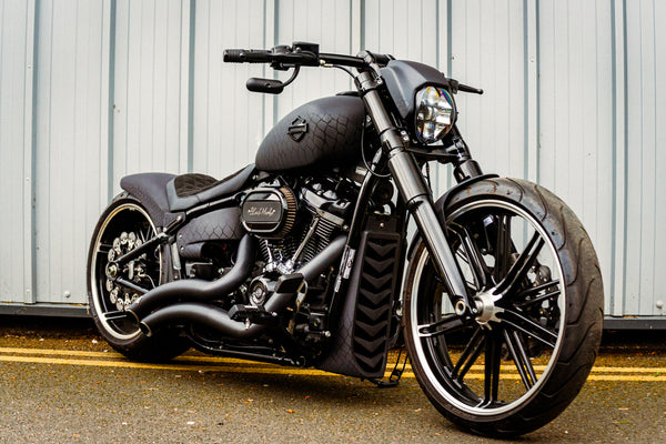Black Mamba - Harley-Davidson Breakout