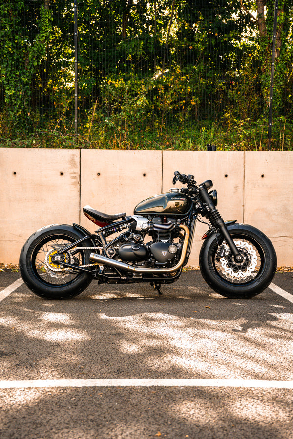 'The British Bobber' Full wide wheel custom
