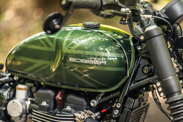 'The Knight Bobber' Full wide wheel custom