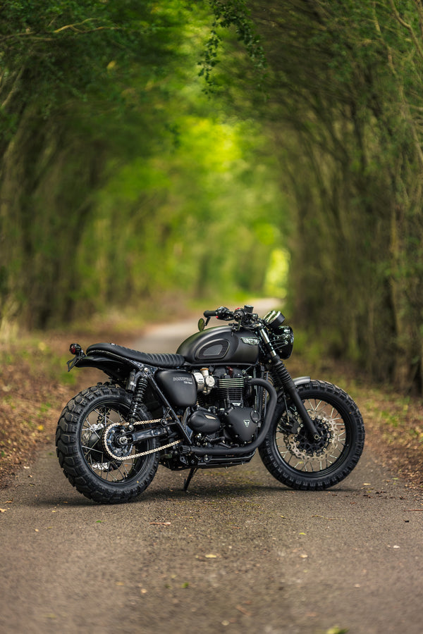 Triumph - T120 Dark Night MATT Black
