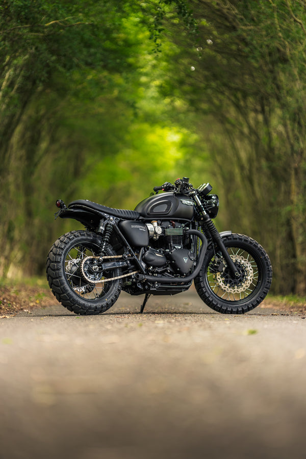 Triumph - T120 Dark Night MATT Black