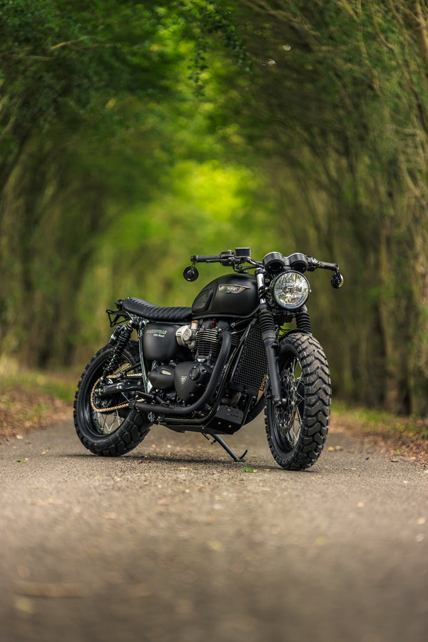 Triumph - T120 Dark Night MATT Black