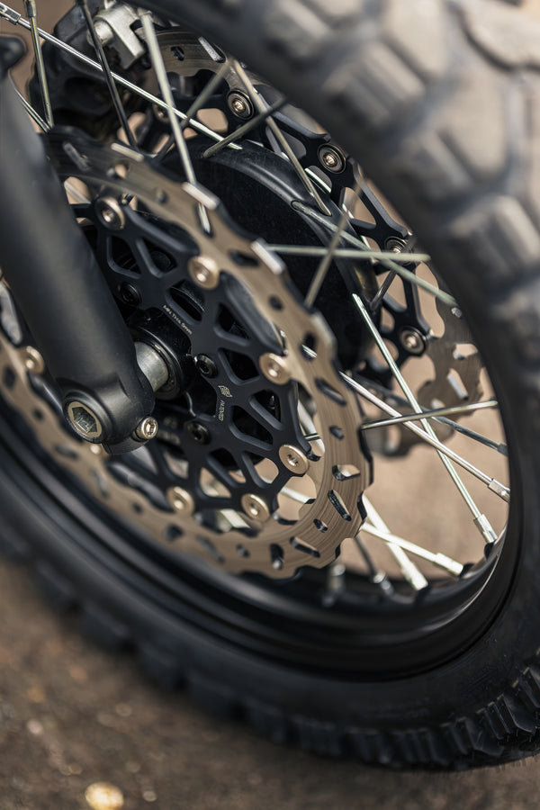 Triumph - T120 Dark Night MATT Black