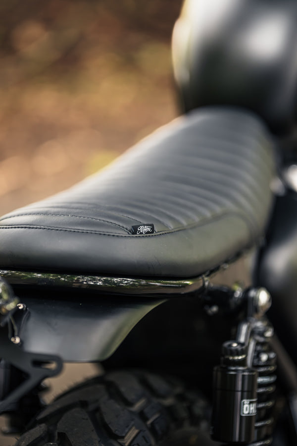 Triumph - T120 Dark Night MATT Black