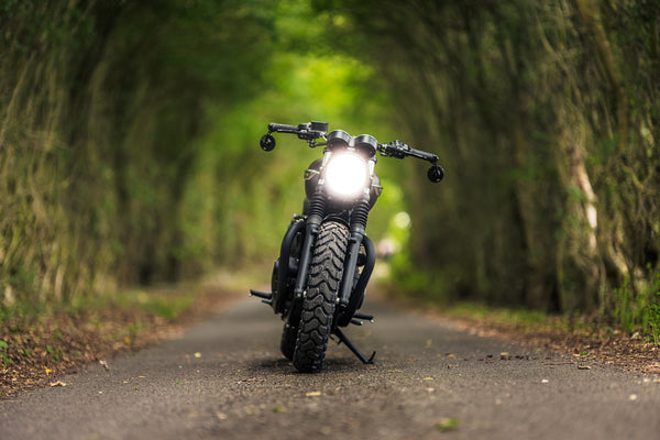 Triumph - T120 Dark Night MATT Black