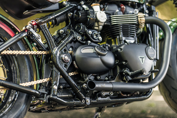 'The Knight Bobber' Full wide wheel custom