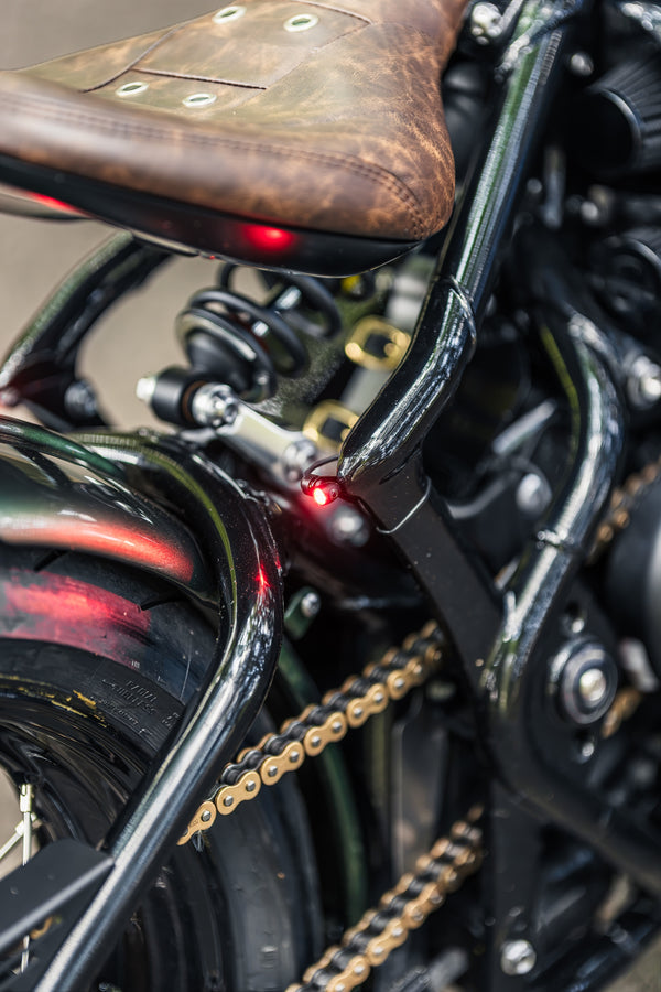 'The Knight Bobber' Full wide wheel custom