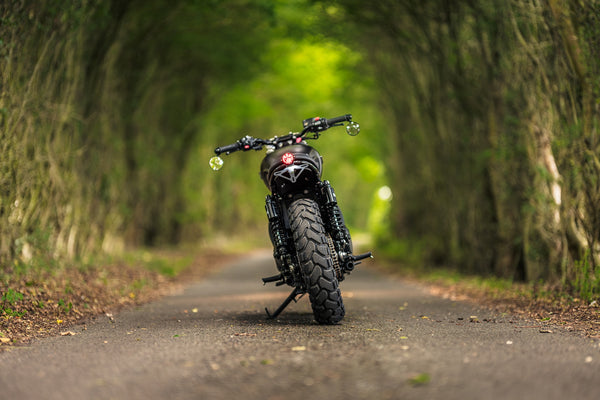 Triumph - T120 Dark Night MATT Black