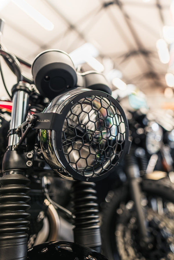 POULSON Scrambler headlight grill - With optional yellow lens