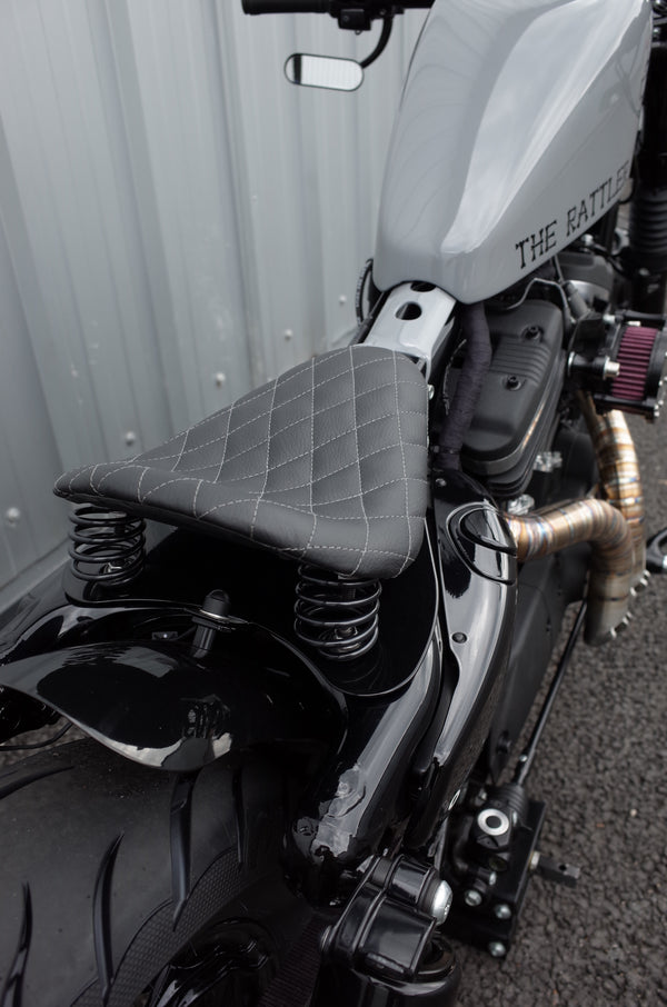 Harley - Sportster Custom - The Rattler