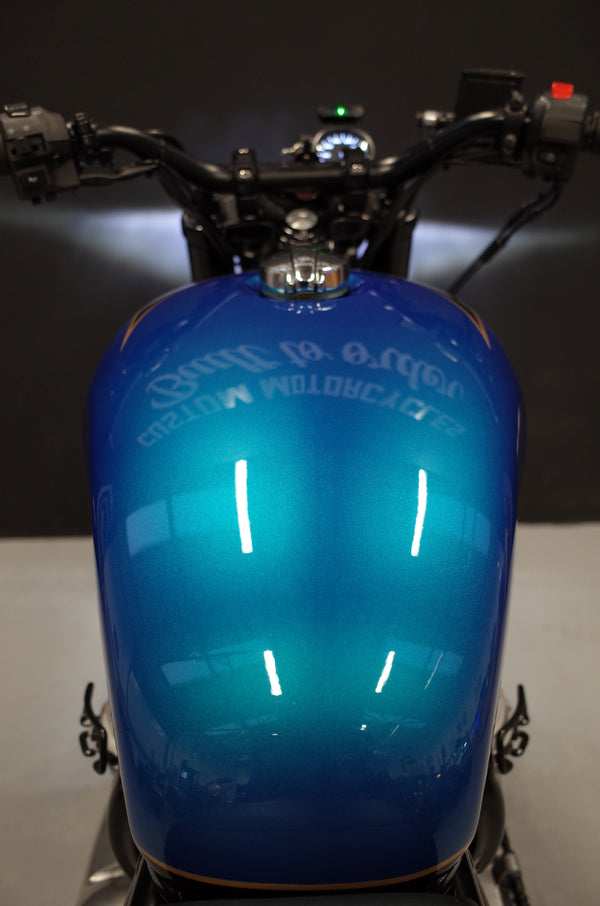 Royal Enfield Interceptor Brat Tracker