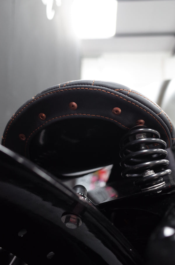 Poulson Custom Sprung Solo bobber Seat & Grips - Real leather and hand stitched