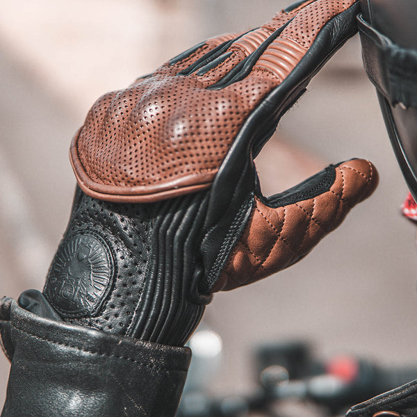 Predator-Gloves