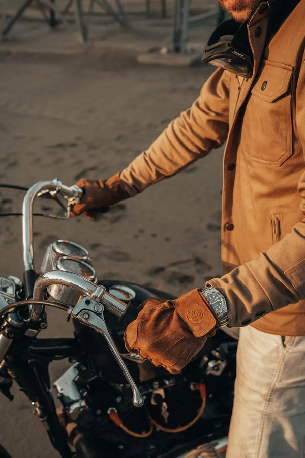 Age of Glory ~ Rover  CE Suede Gloves