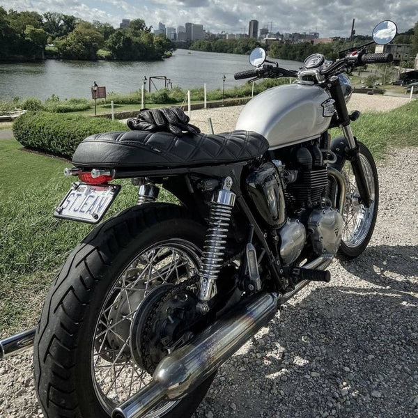 Motone Bonneville Skinny Seat - The Mamba - Black